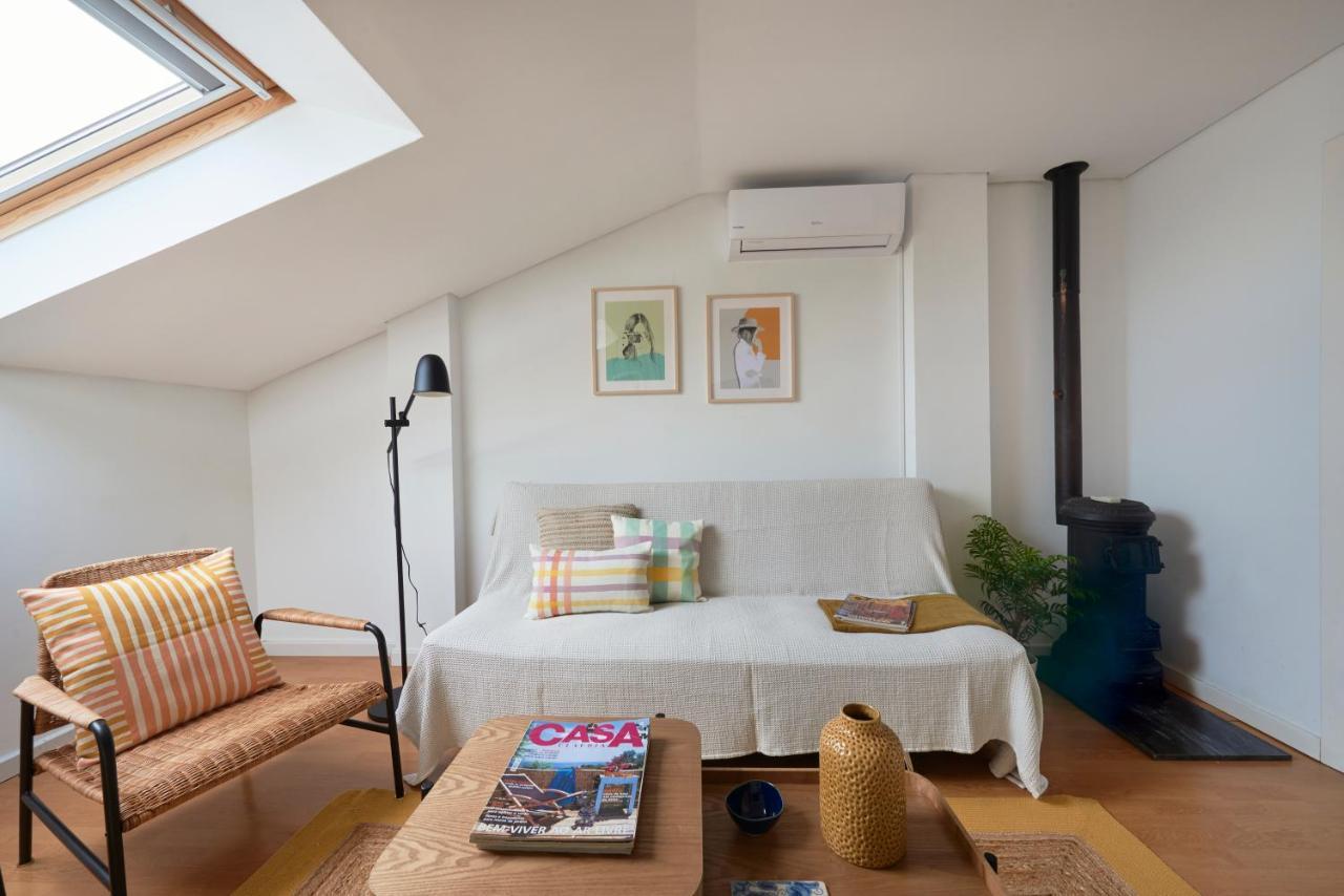 Bright Apt W Balcony, Ac, Parking, By Timecooler Лиссабон Экстерьер фото